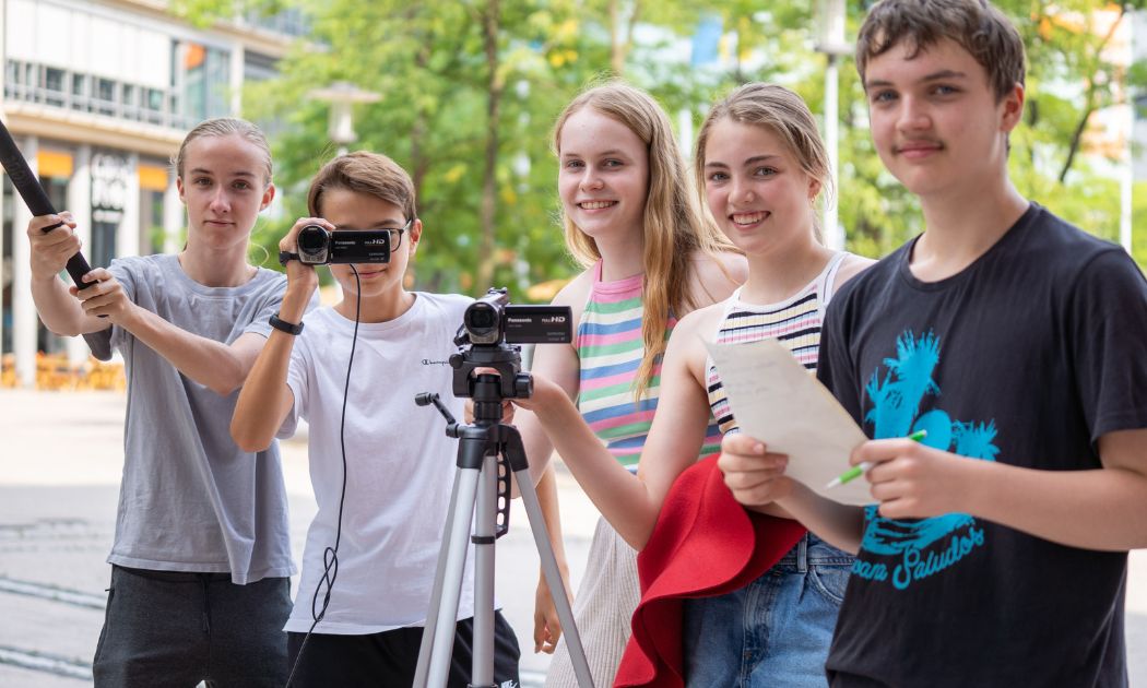 In Aktion beim Workshop „Film: Dreh und Schnitt“ © Hans Fahr
